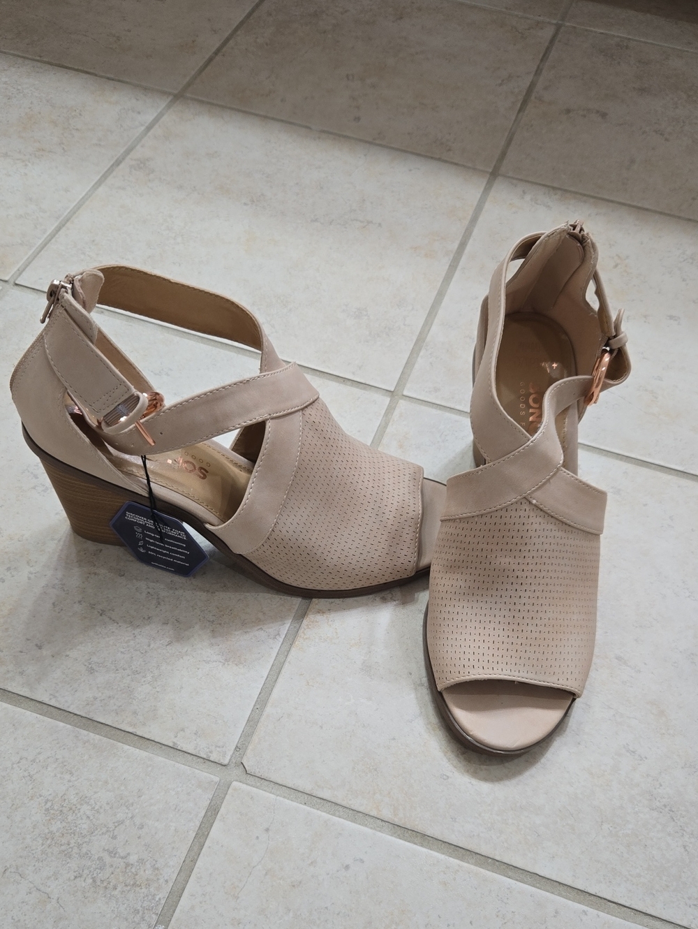 Open-Toe Perforated Block Heel Sandals in Light Beige